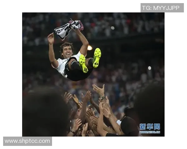 2014伯纳乌杯精彩回顾皇马对阵劲敌的激烈较量与精彩瞬间分析 2014伯纳乌杯精彩回顾皇马对阵劲敌的激烈较量与精彩瞬间分析