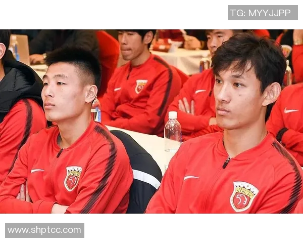 中超焦点战恒大迎战深圳队全力争胜展现球队实力与斗志