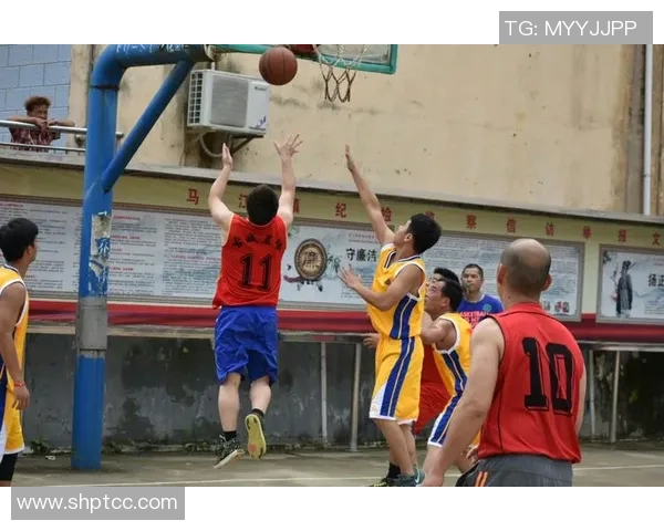 直播大板与横滨激战正酣精彩瞬间回顾与赛后分析 直播大板与横滨激战正酣精彩瞬间回顾与赛后分析