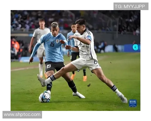 乌拉圭与巴西足球阵容对比分析及战术探讨